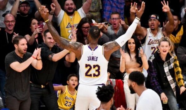 球迷網(wǎng)nba(NBA哪家球迷最忠誠？美國一項(xiàng)研究告訴你答案)