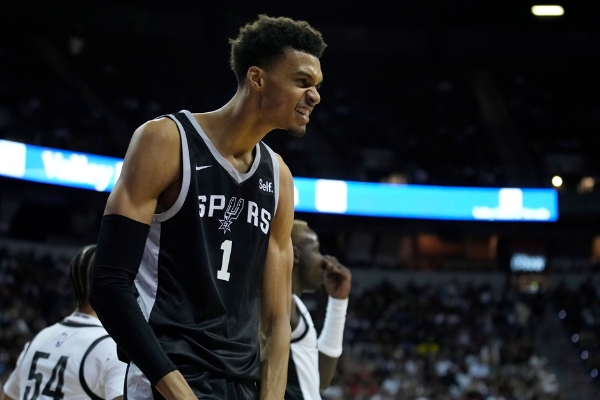 NBA球員文班亞馬